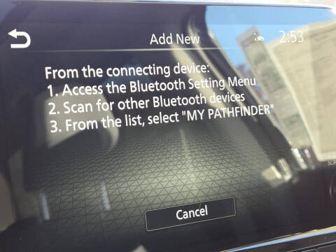 2025 Nissan Pathfinder SL