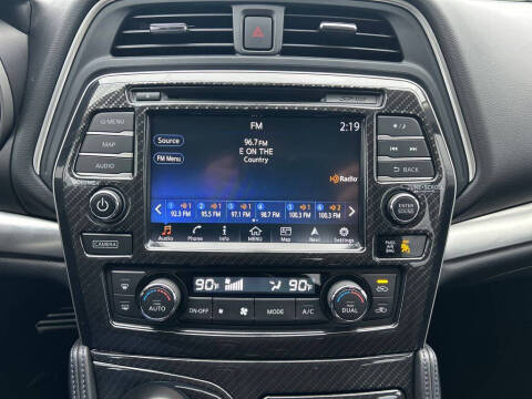 2017 Nissan Maxima 3.5 SR