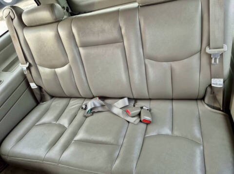 2003 Chevrolet Suburban 1500 LT