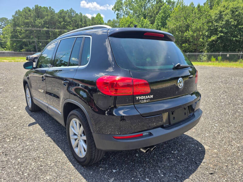 2017 Volkswagen Tiguan 2.0T Wolfsburg Edition