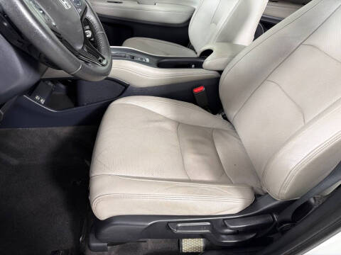 2022 Honda HR-V EX-L