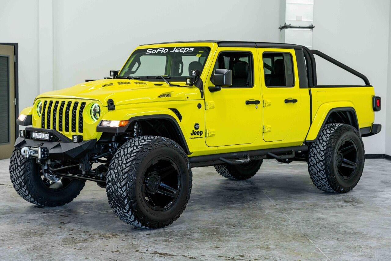 2023 JEEP Gladiator Pickup - $65,995