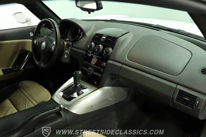 2009 Saturn SKY Red Line