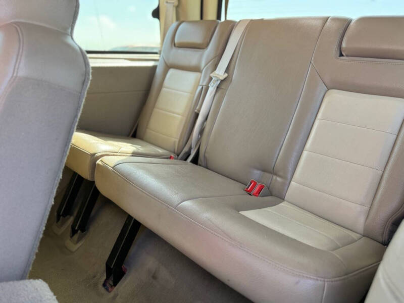 2004 Ford Expedition Eddie Bauer
