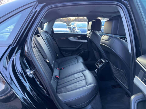 2017 Audi A4 2.0T quattro Premium