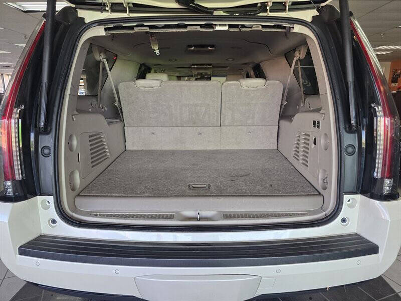 2015 Cadillac Escalade ESV Luxury