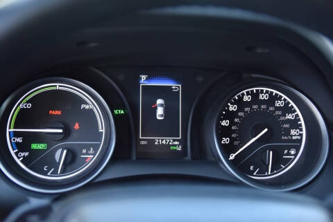 2024 Toyota Camry Hybrid SE