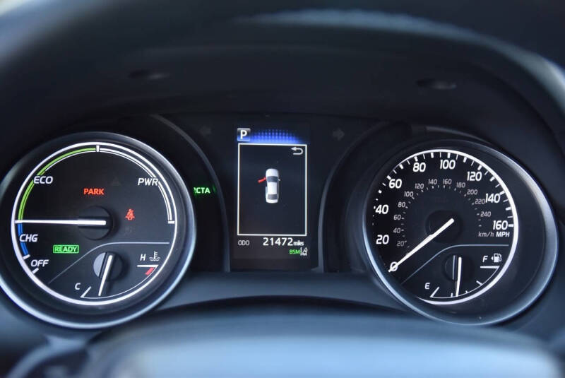 2024 Toyota Camry Hybrid SE