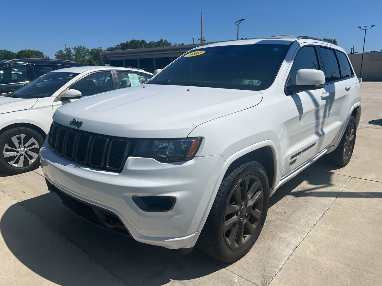 2017 Jeep Grand Cherokee for sale at ORCHARD LAKE AUTO SALES INC in Farmington Hills, MI