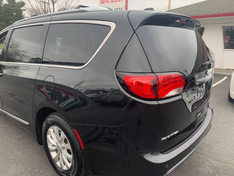 2018 Chrysler Pacifica Touring L