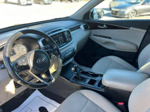 2018 Kia Sorento LX