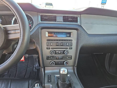 2012 Ford Mustang V6 Premium