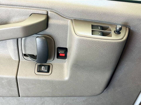 2022 Chevrolet Express LS 2500