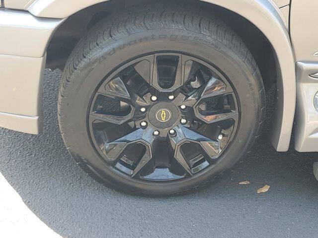 2022 Chevrolet Express 2500