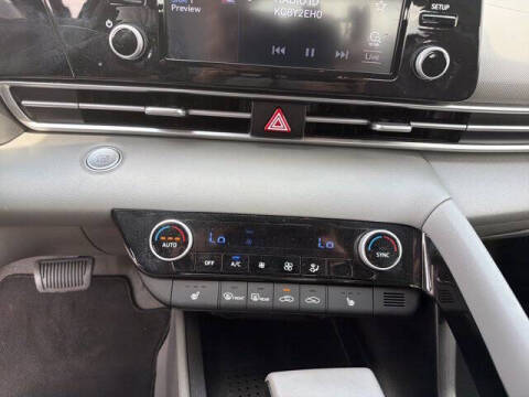 2022 Hyundai Elantra