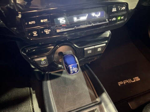 2019 Toyota Prius LE