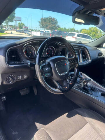 2020 Dodge Challenger SXT