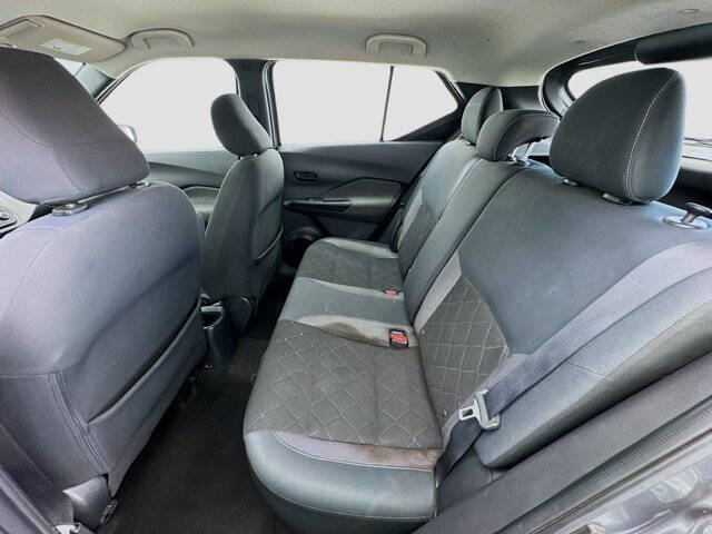 2019 Nissan Kicks S