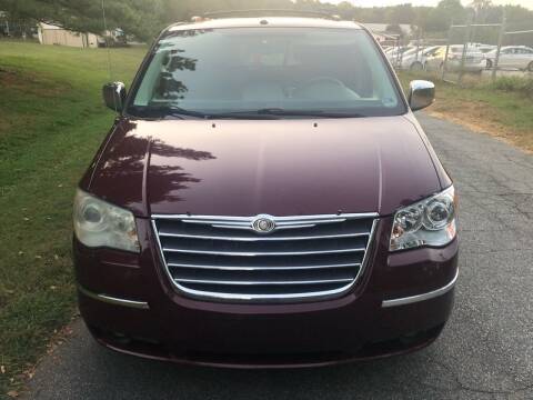 2008 Chrysler Town and Country for sale at Speed Auto Mall in Greensboro NC