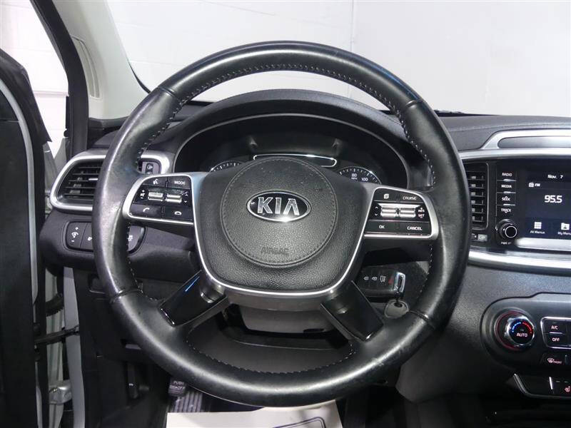2020 Kia Sorento LX