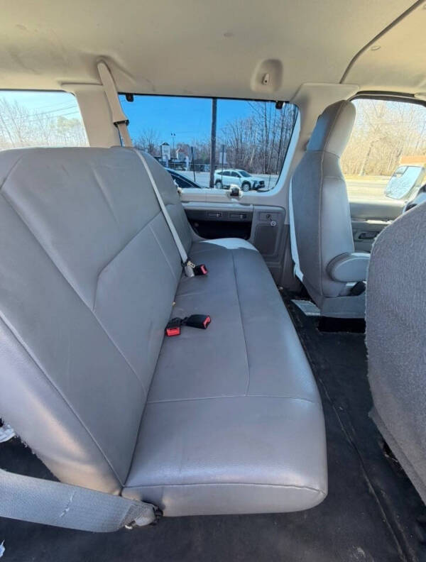 2014 Ford E-Series E-350 SD XL