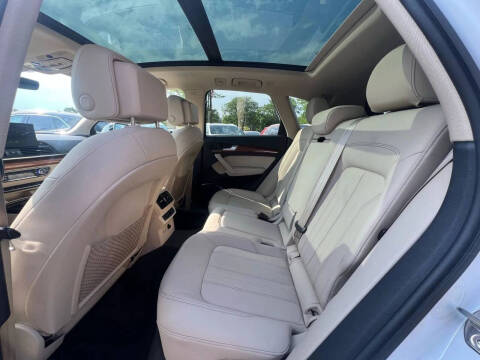 2021 Audi Q5 quattro Premium Plus 45 TFSI