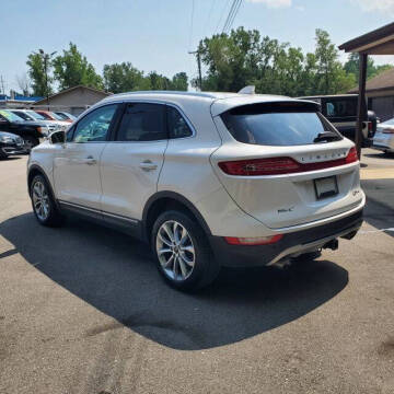 2017 Lincoln MKC Select