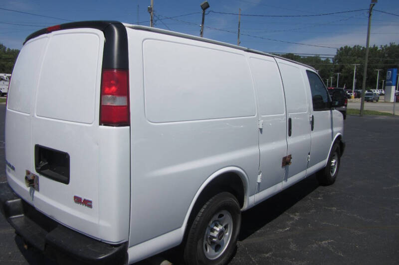 2015 GMC Savana 3500