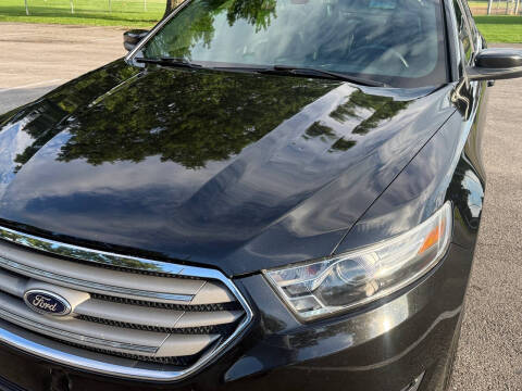 2014 Ford Taurus SEL