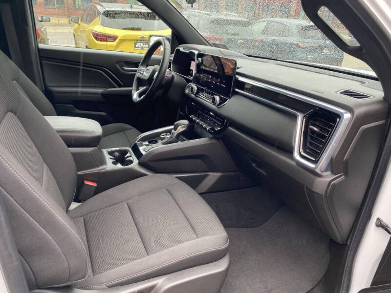 2025 GMC Canyon Elevation