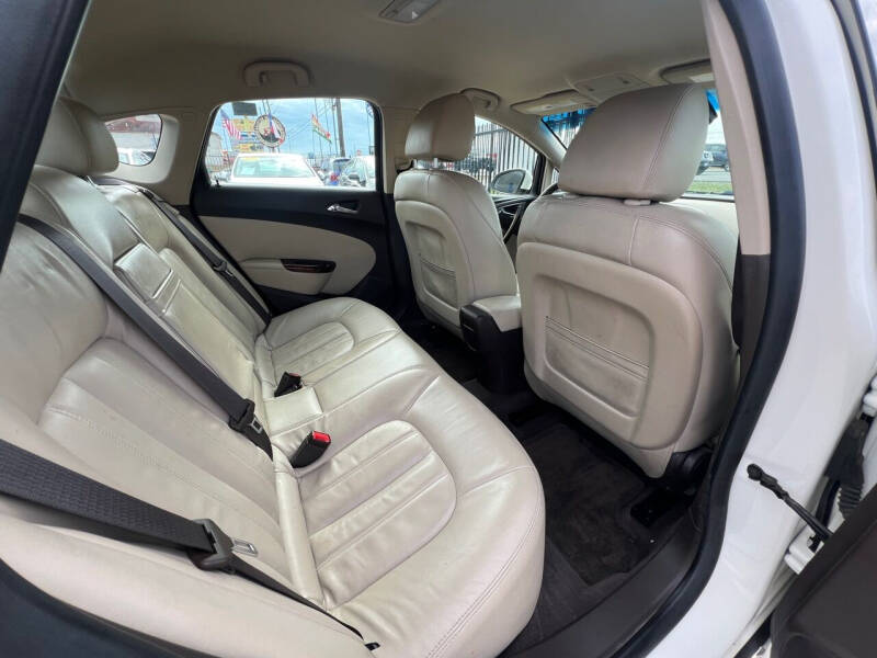2012 Buick Verano Leather Group