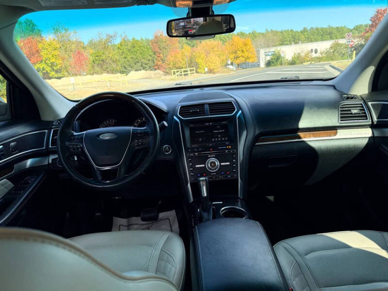 2016 Ford Explorer Platinum