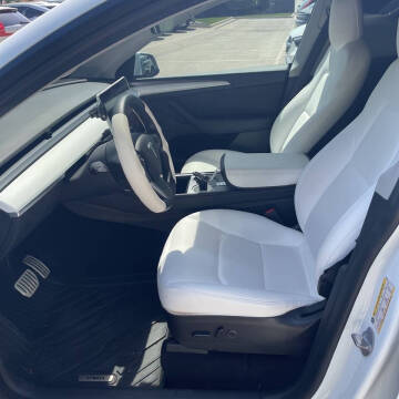 2023 Tesla Model Y Performance