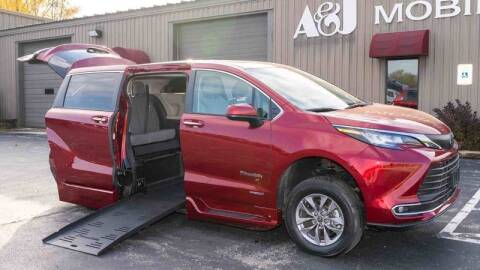 2021 Toyota Sienna for sale at A&J Mobility in Valders WI