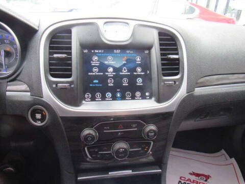 2019 Chrysler 300 Touring