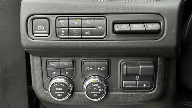 2024 GMC Yukon XL Denali Ultimate