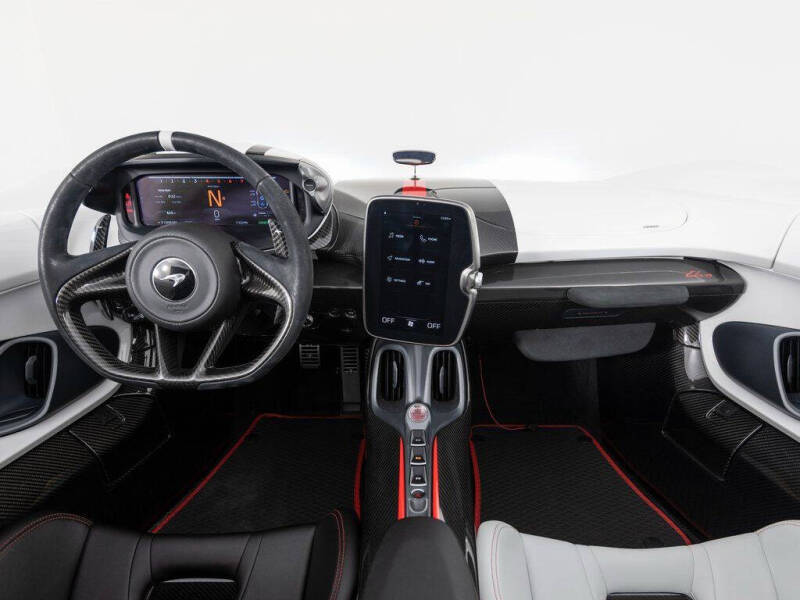 2021 McLaren Elva