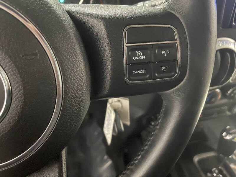 2013 Jeep Wrangler Sahara