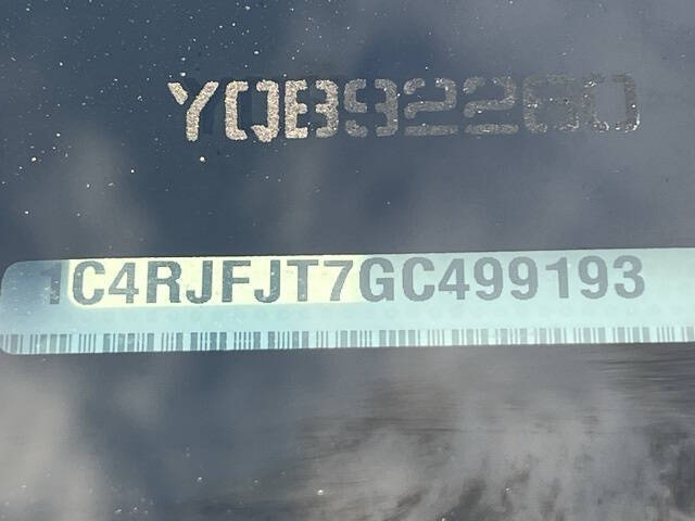 2016 Jeep Grand Cherokee Summit