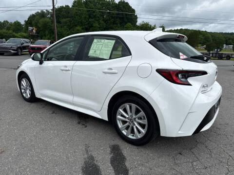2024 Toyota Corolla Hatchback SE