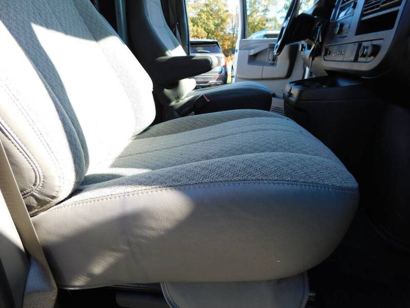 2019 Chevrolet Express 2500