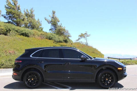 2019 Porsche Cayenne S