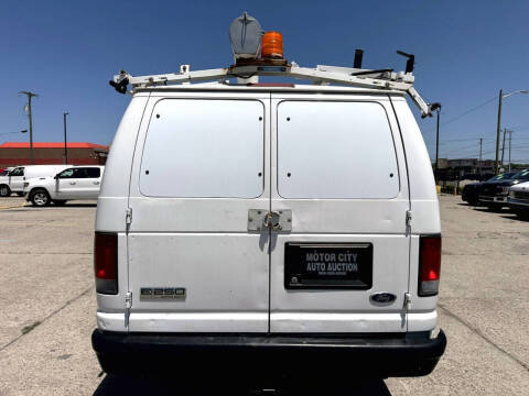 2010 Ford E-Series E-250