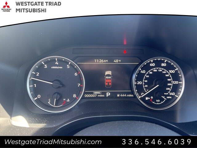 2026 Mitsubishi Outlander ES