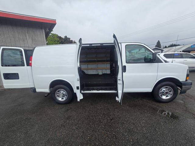 2020 GMC Savana 2500