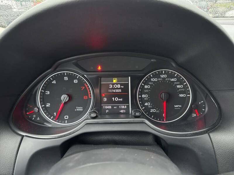 2012 Audi Q5 3.2 quattro Premium Plus