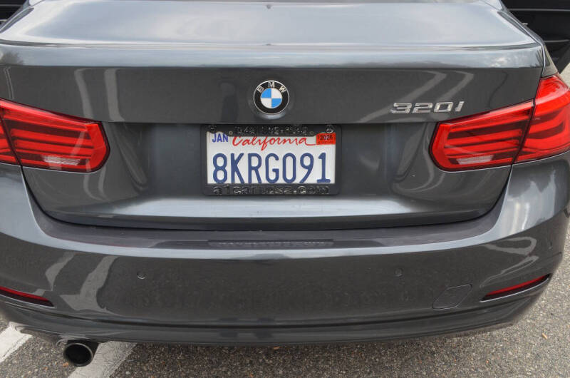 2016 BMW 3 Series 320i