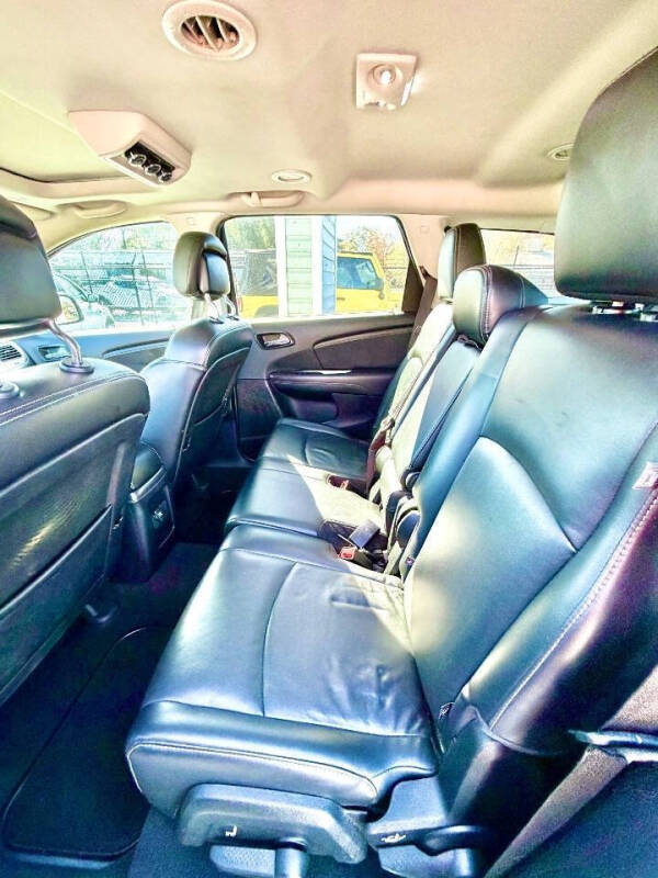 2018 Dodge Journey Crossroad