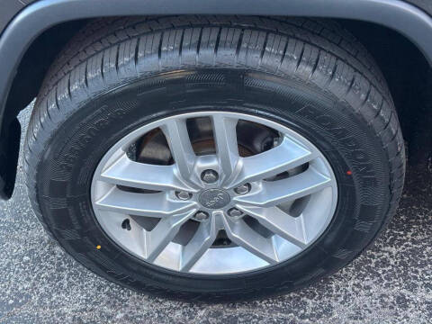 2017 Jeep Grand Cherokee Laredo