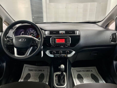 2016 Kia Rio LX